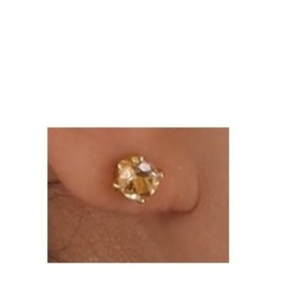 Ceylon Imperial Garnet Solitaire Stud Earrings - Picture 2 of 3